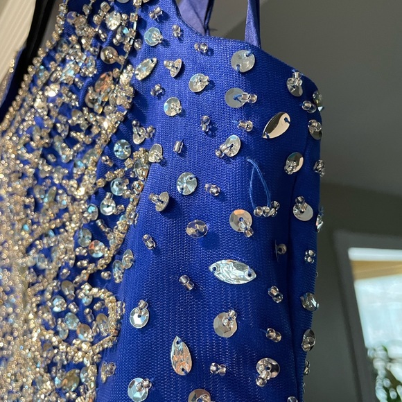 Royal blue girls pageant formal dress, size 6 8 - Picture 7 of 8